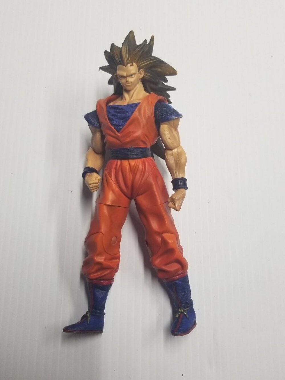 Goku Action Figure 2004 Unstoppable Heroes Dragon Ball 9 inch
